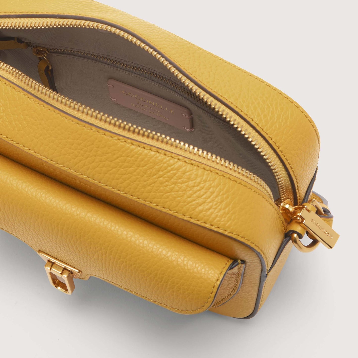 Coccinelle borsa