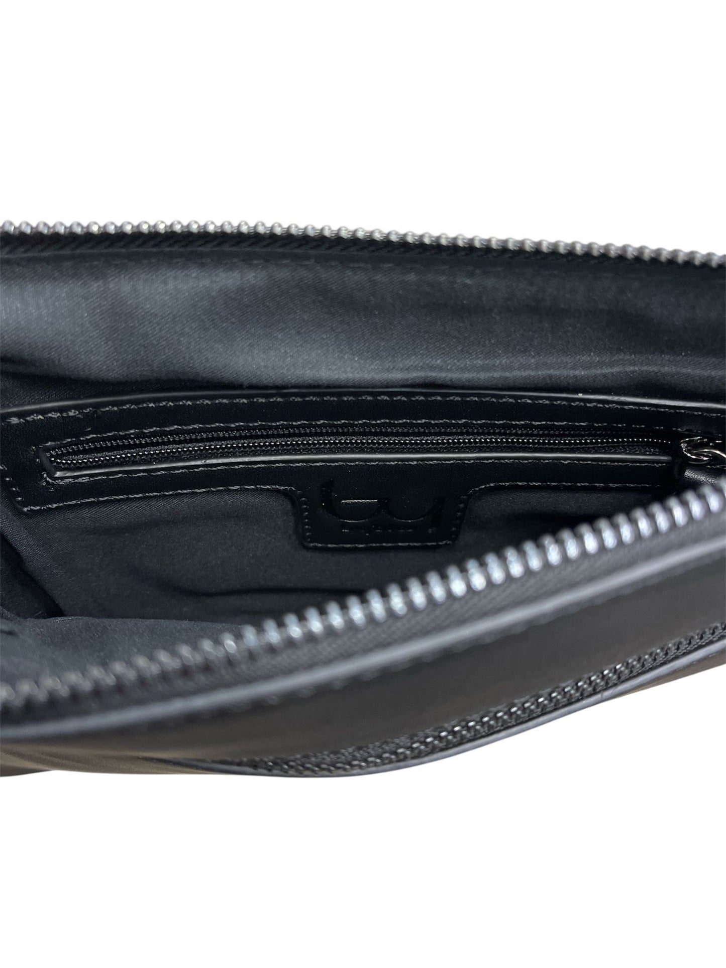 Byblos town pochette