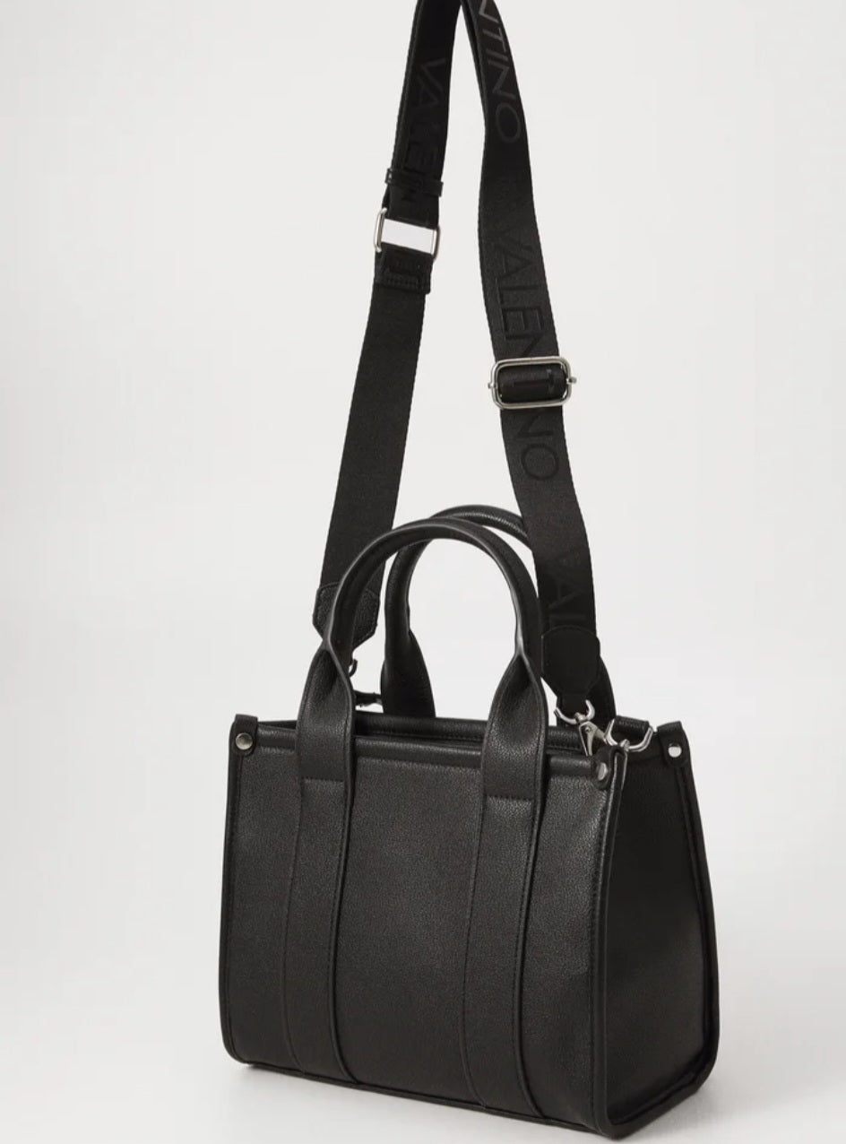 Valentino syria re